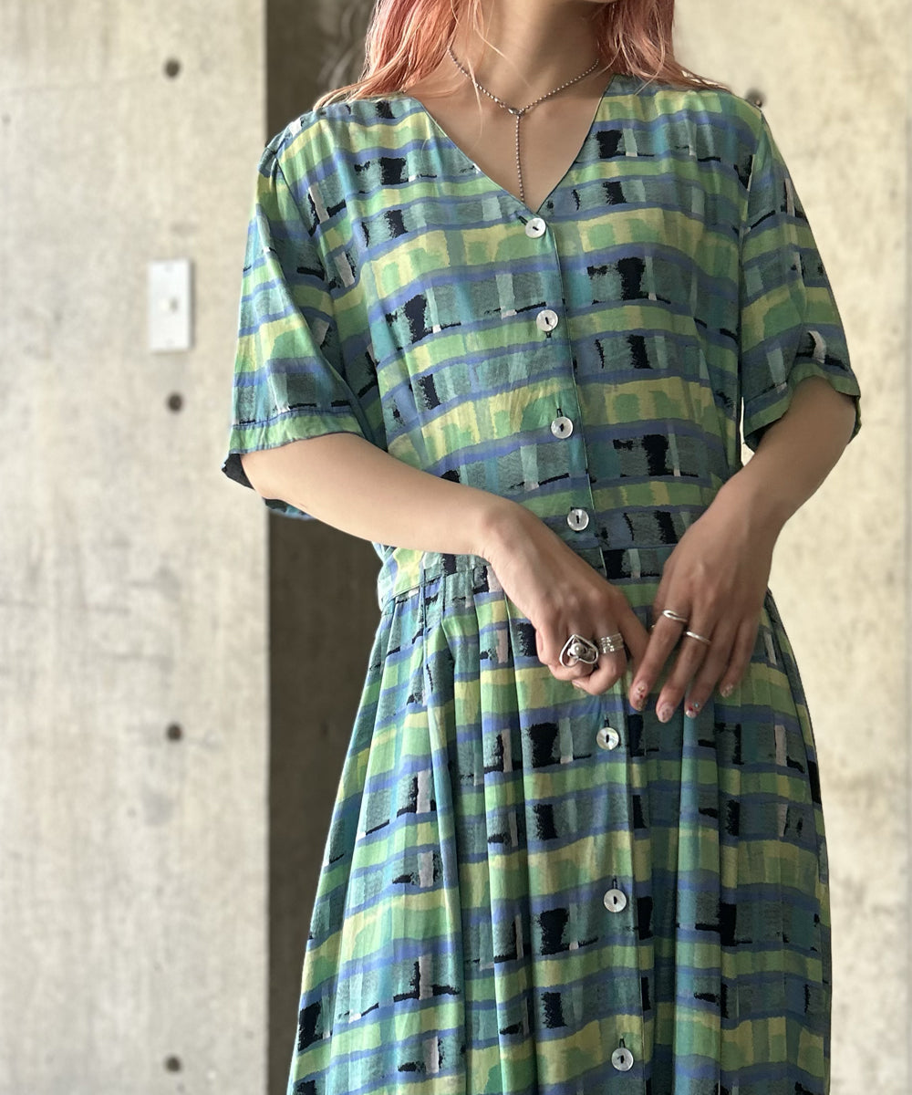 Plaid Pattern Onepiece – H アッシュ