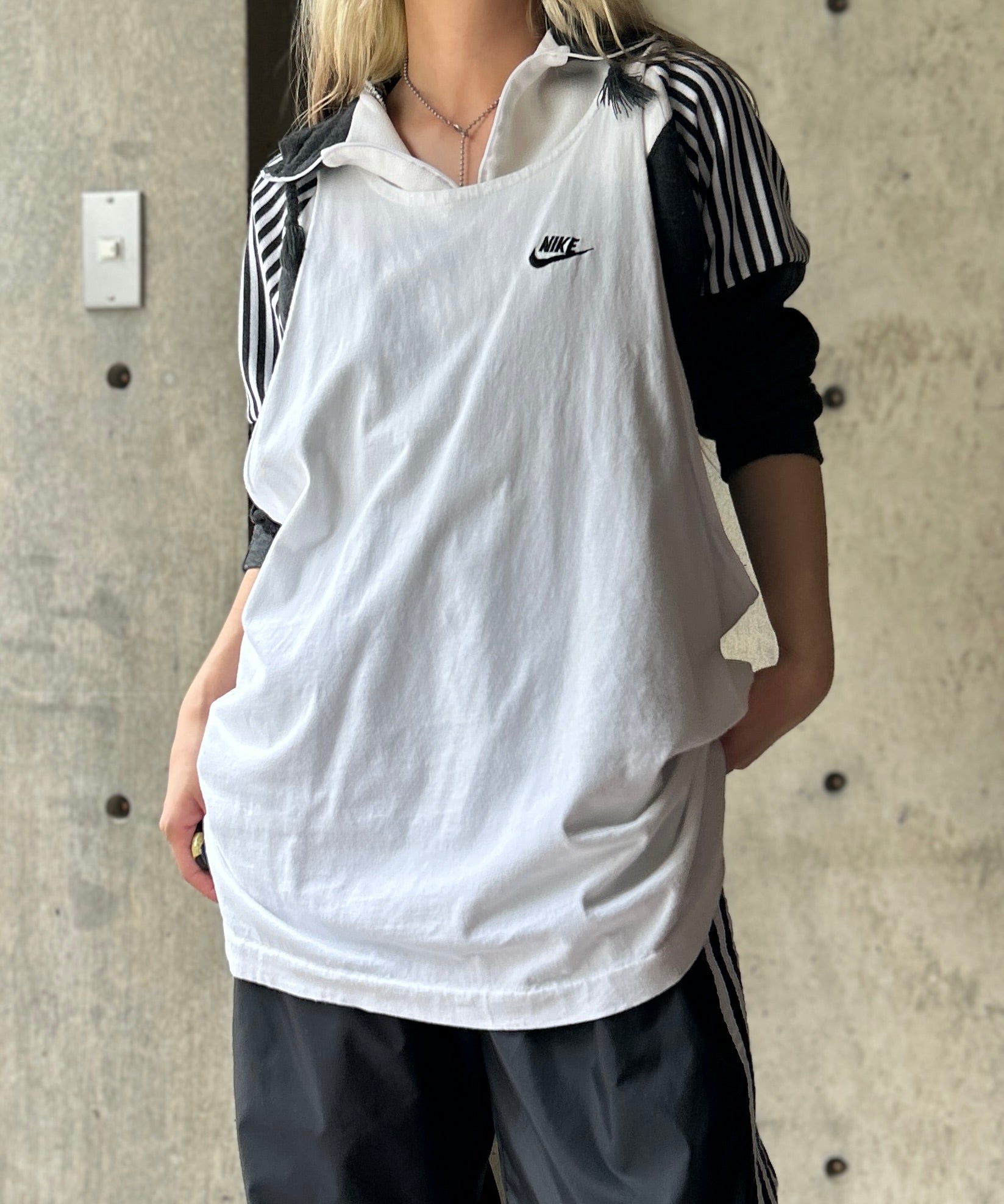 人気完売♡春物 新品 Hアッシュ 中目黒 ヴィンテージ ラッフルブラウス H アッシュ - ヴィンテージセレクトショップ