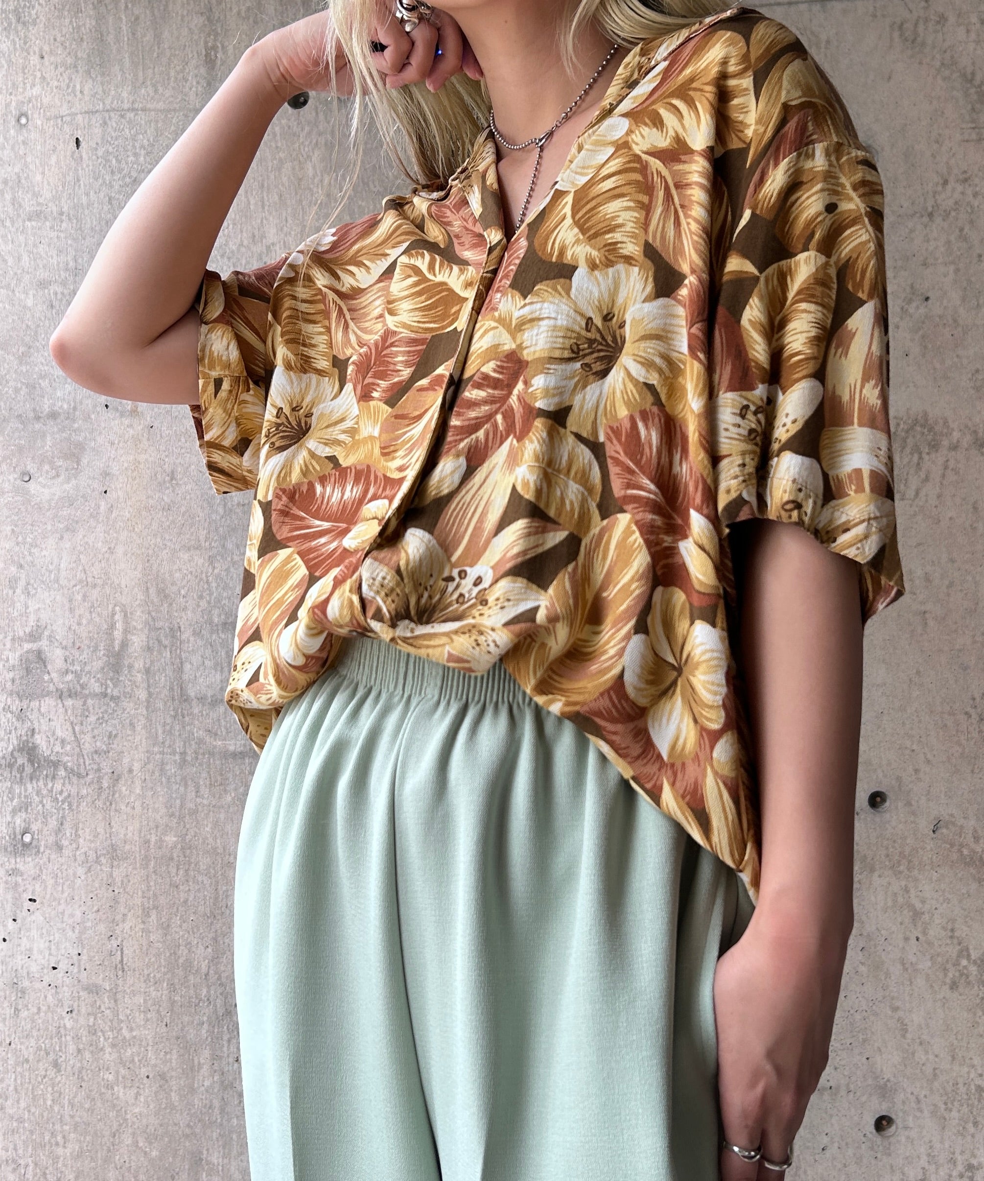 H アッシュ - ヴィンテージセレクトショップ