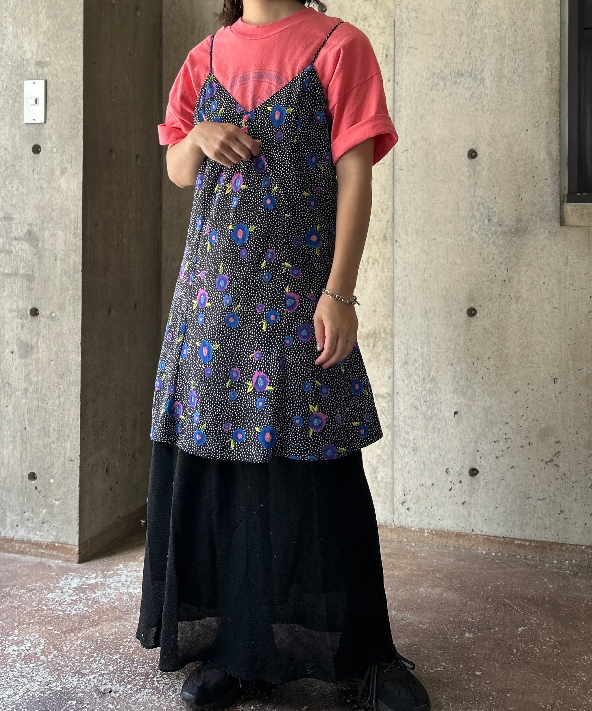 32×41㎝「着替え中のあかちゃん。」油彩・原画・F6 Flower & Dot Pattern Lingerie Onepiece – H アッシュ