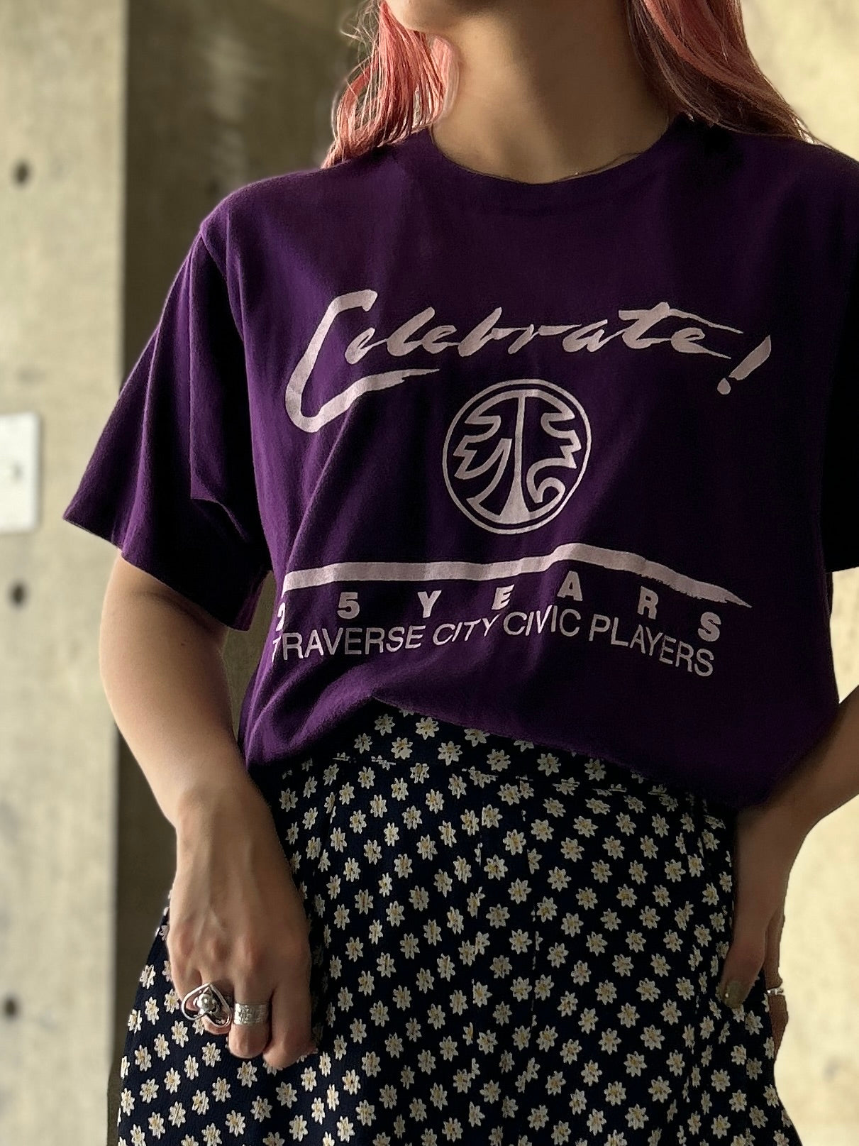 【超希少】昭和レトロクイズダービーレトロ半袖スタッフTシャツ　M　ブルー 80s Print Tee – H アッシュ