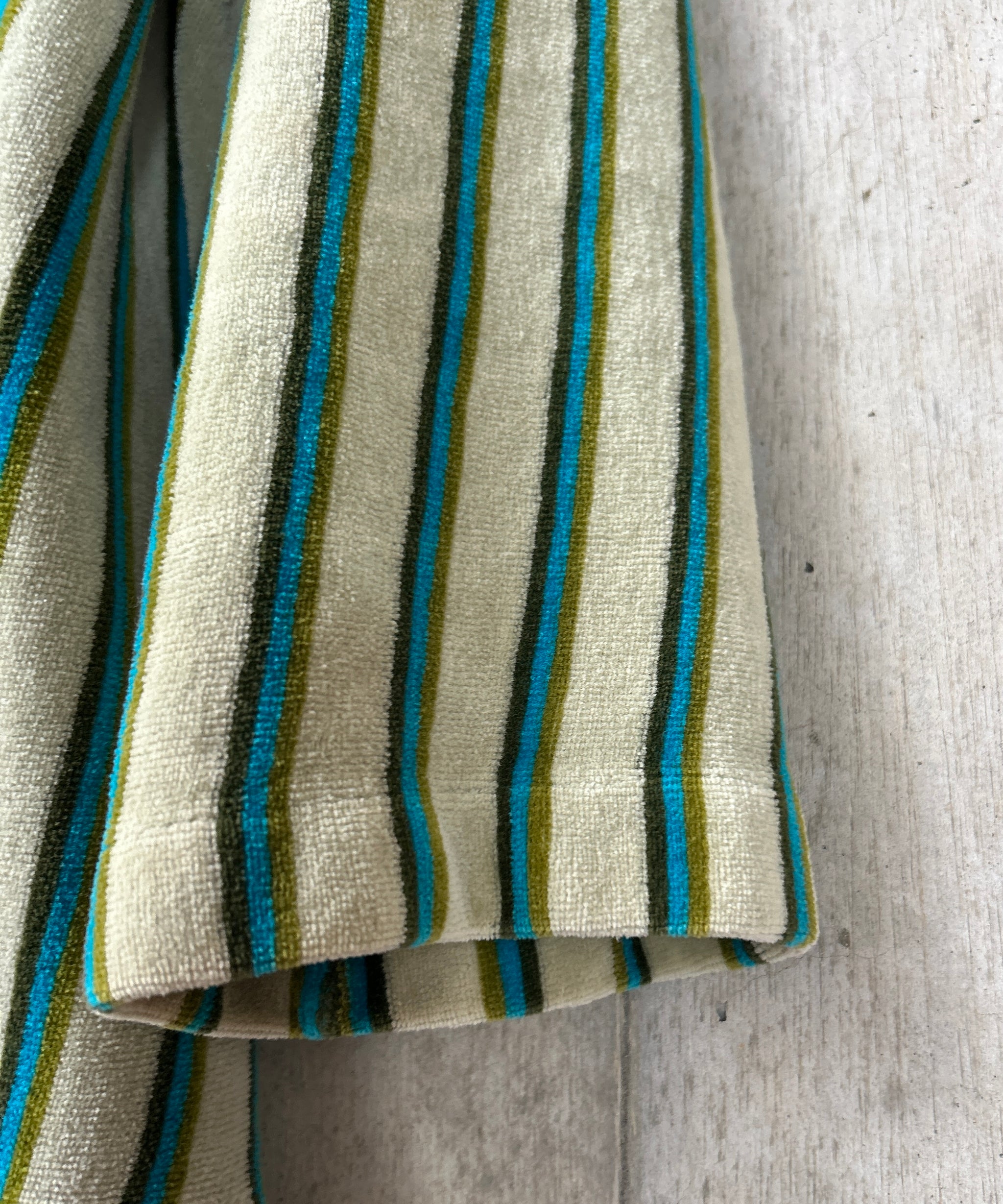 【リリィ様用】1950-1960年代ヴィンテージスクロール模様のアッシュトレィ リリィ様用】1950-1960年代ヴィンテージスクロール模様の