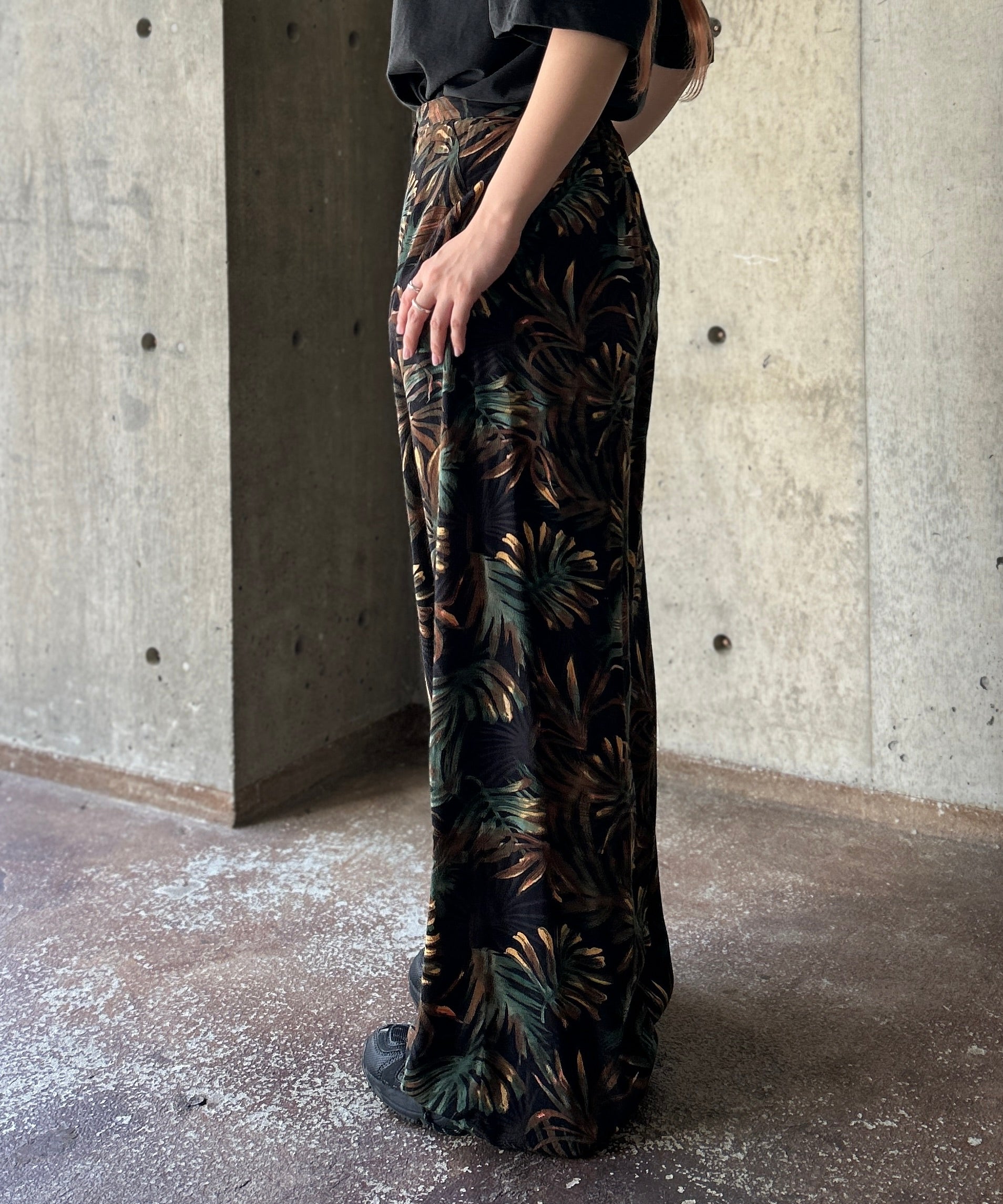 パンツ Eaphi PATTERN LACE EASY PANTS SWITCHING LACE HEM BUTTON PANTS